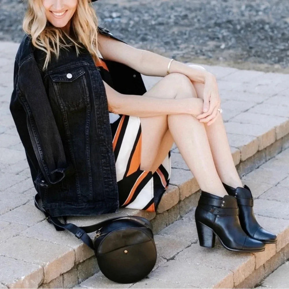 Rag & Bone Women’s Black Leather Ankle Booties, Boots Shoes Size 7 - Picture 12 of 13